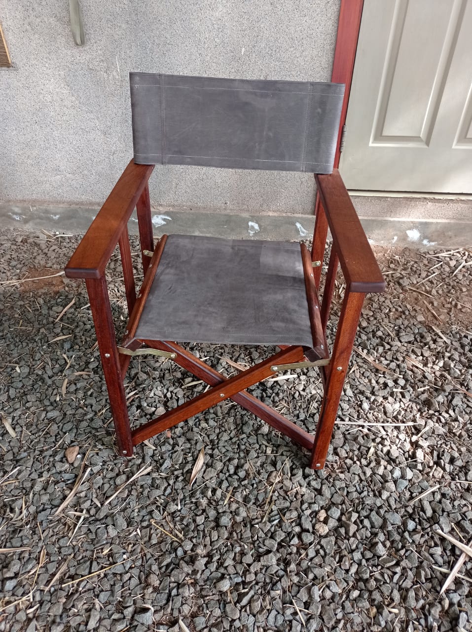 S.A. CHAIR
